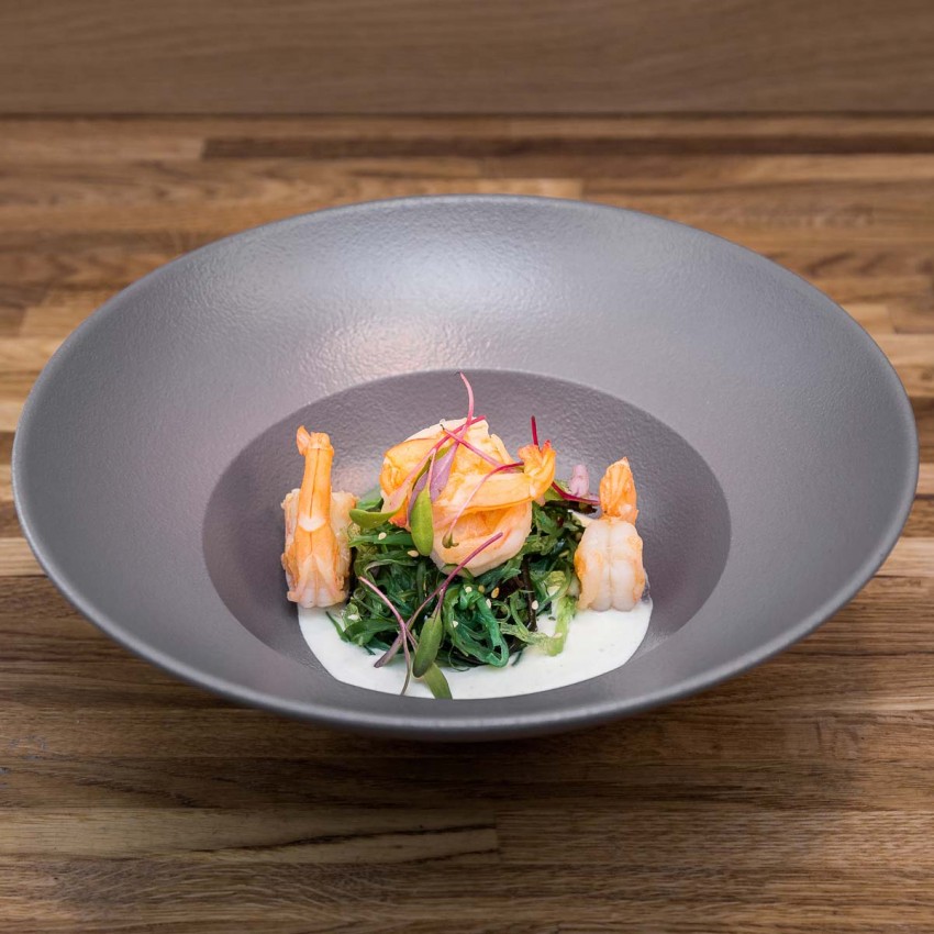 Jūraszāļu salāti ar tīģergarnelēm